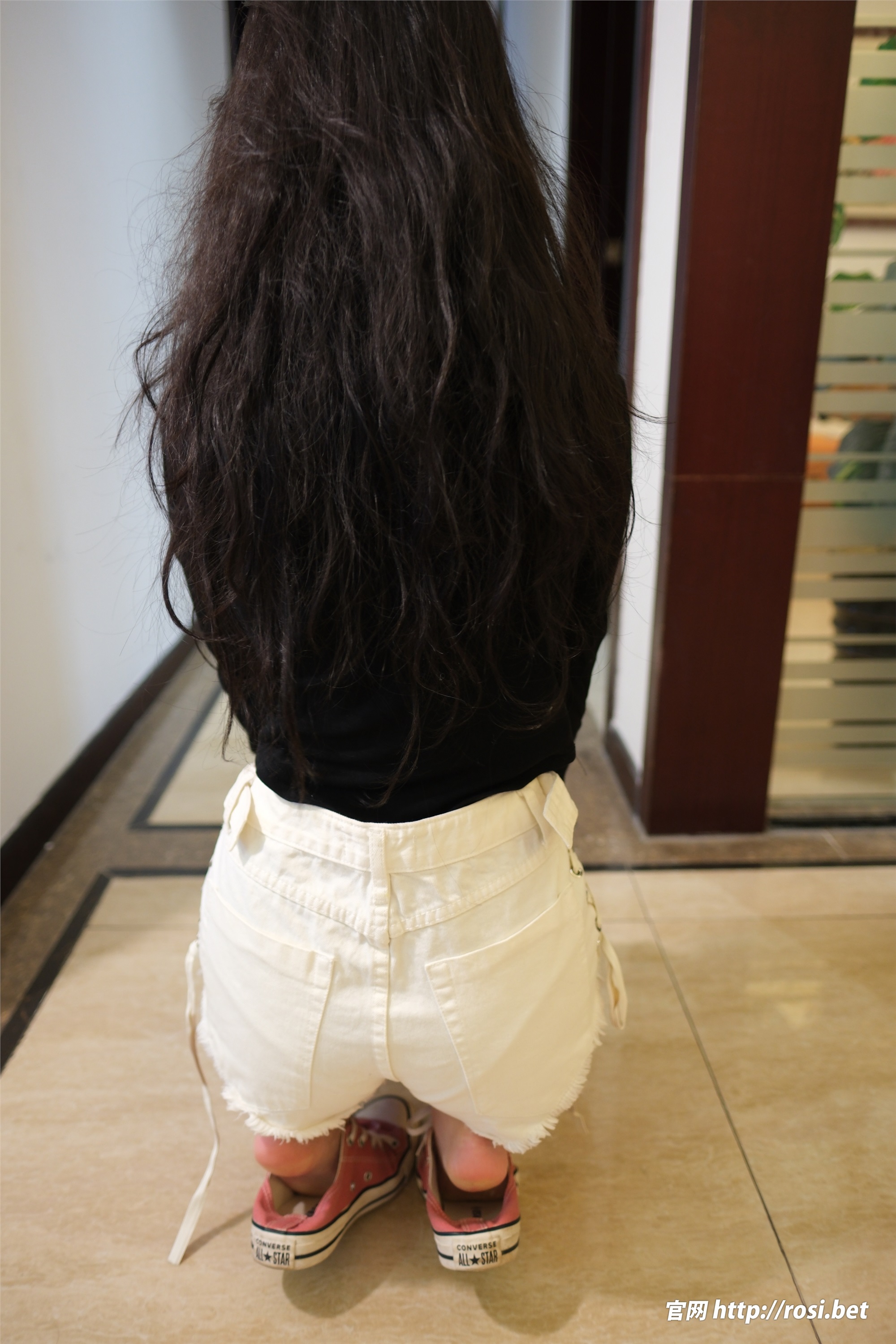 ROSI写真 2025.10.30 NO.5078